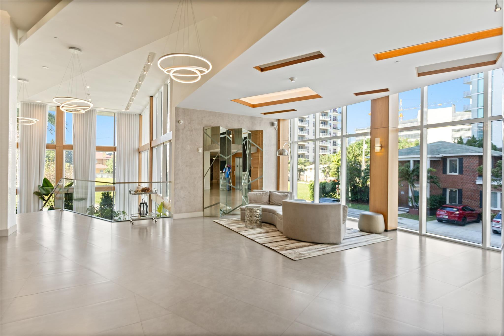 600 NE 27th #2301, Miami FL 33137