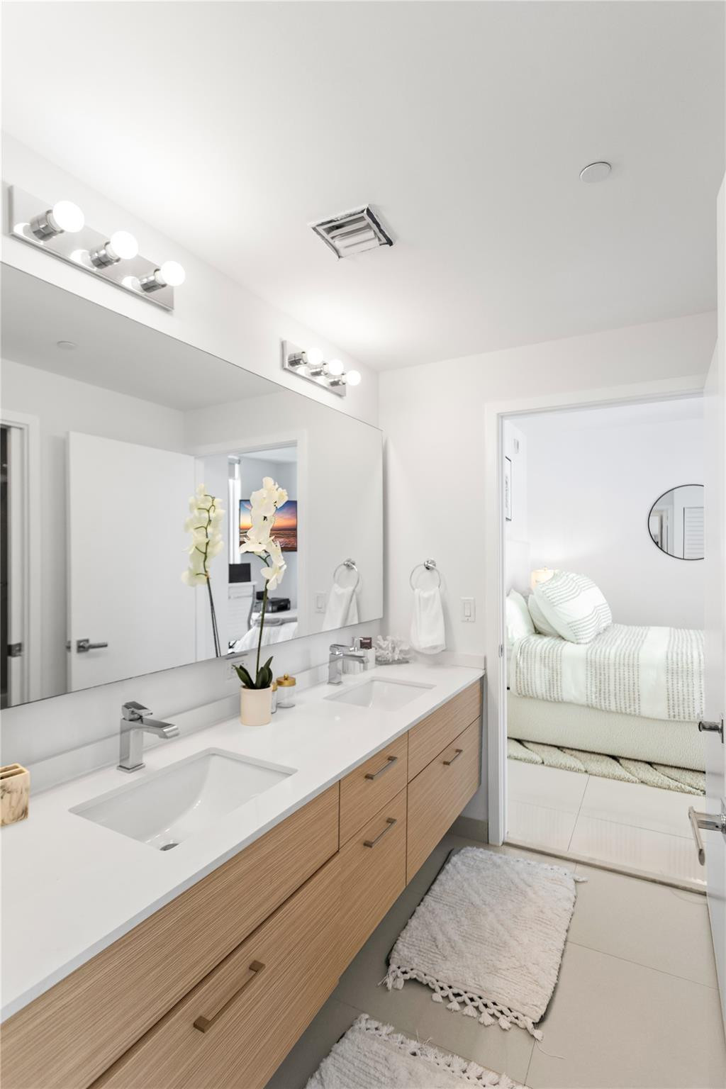600 NE 27th #2301, Miami FL 33137