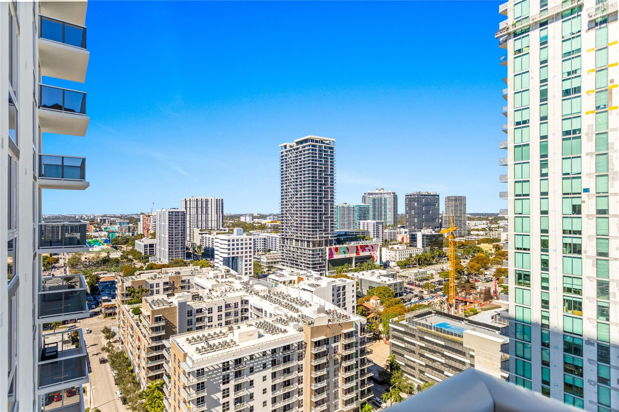 600 NE 27th #2301, Miami FL 33137
