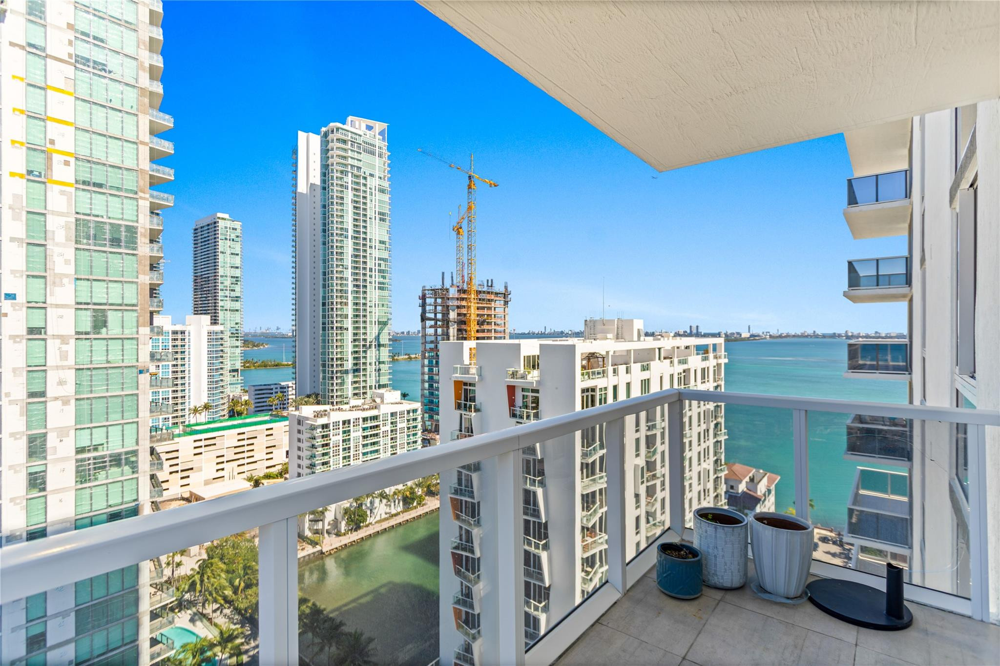 600 NE 27th #2301, Miami FL 33137