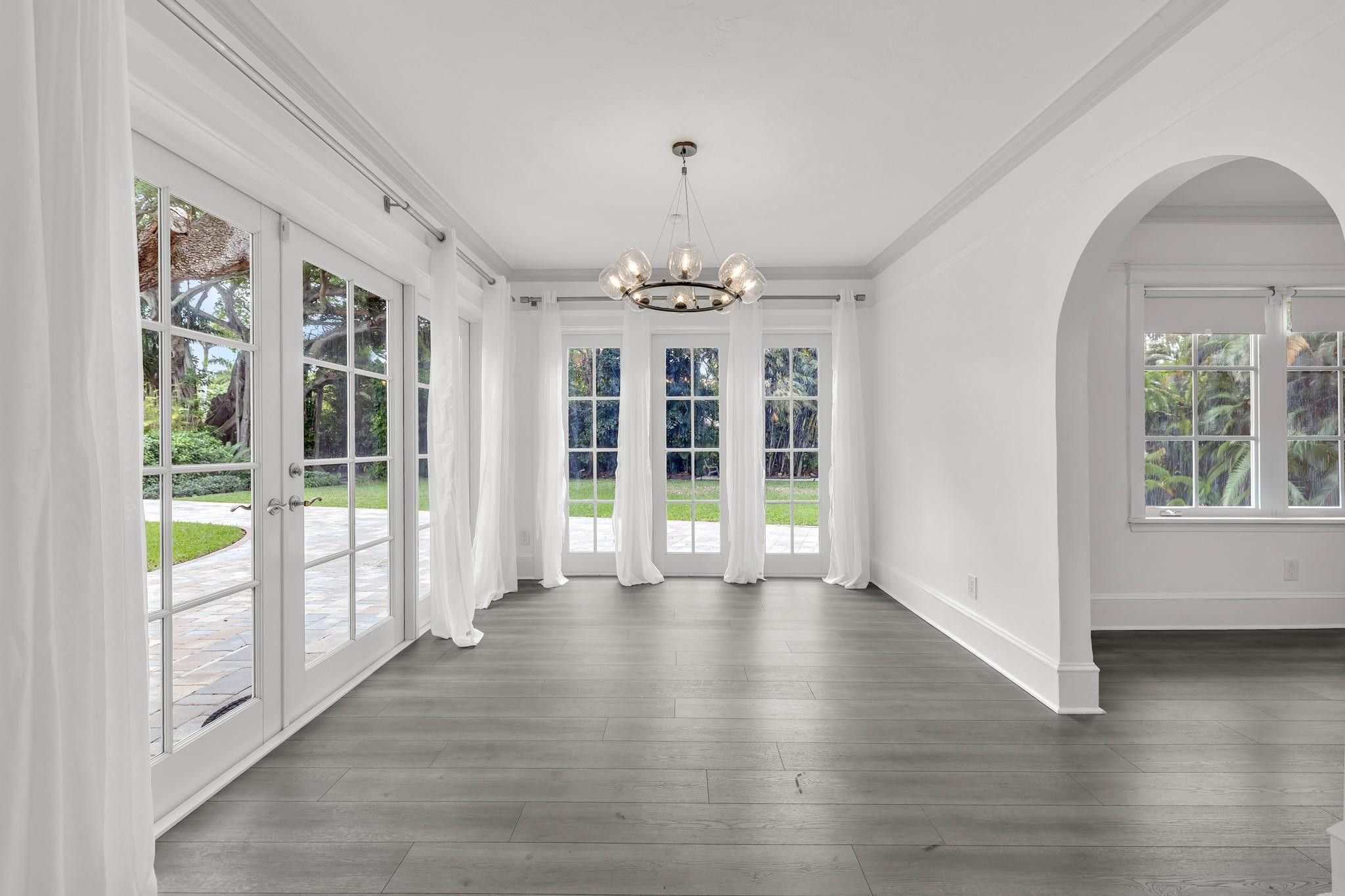 5960 N Bayshore, Miami FL 33137
