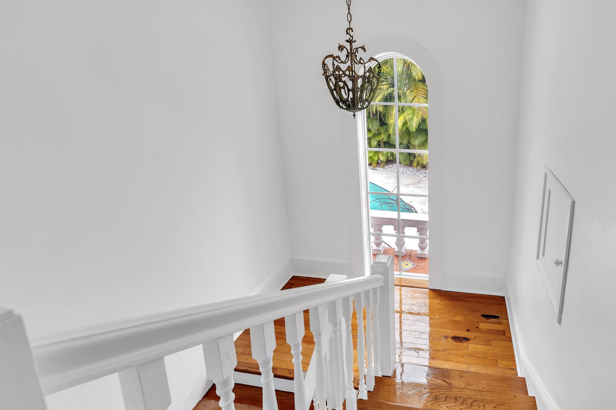 5960 N Bayshore, Miami FL 33137