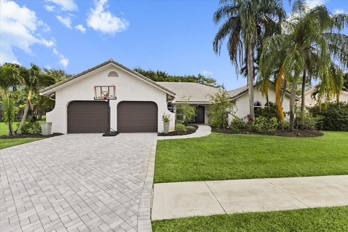 10349 Camelback, Boca Raton FL 33498