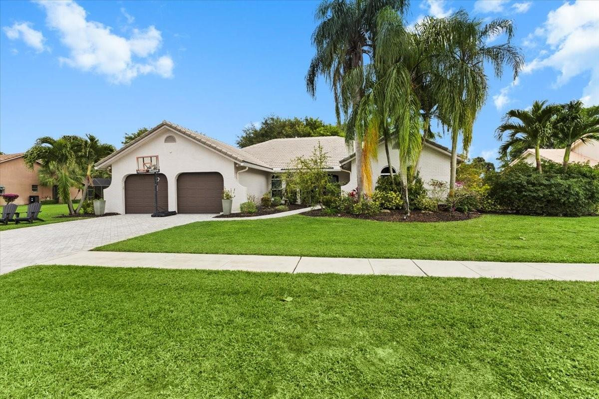 10349 Camelback, Boca Raton FL 33498