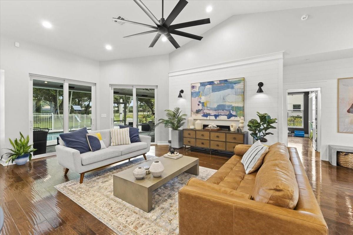 10349 Camelback, Boca Raton FL 33498