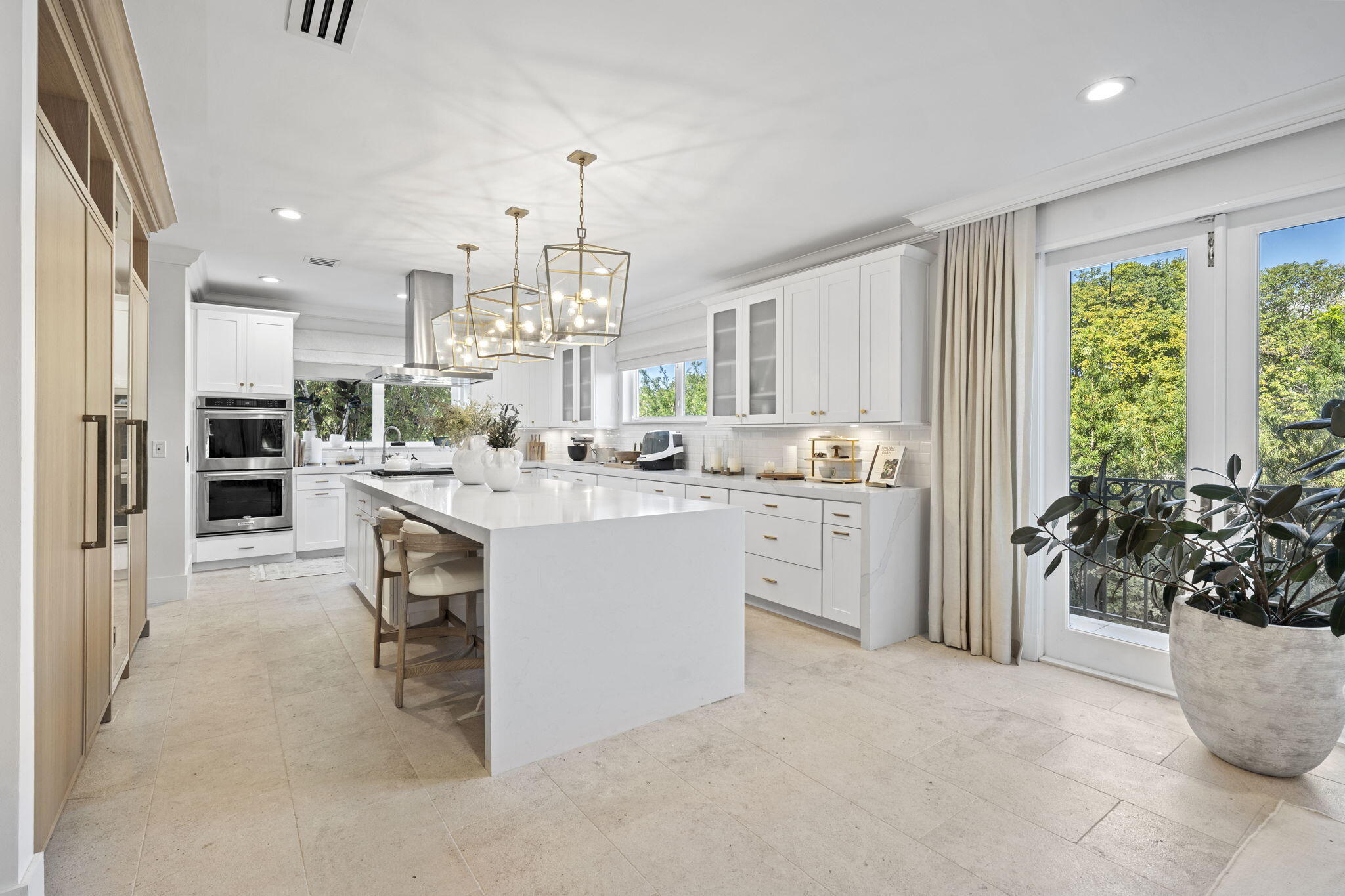 2765 Brickell, Miami FL 33129