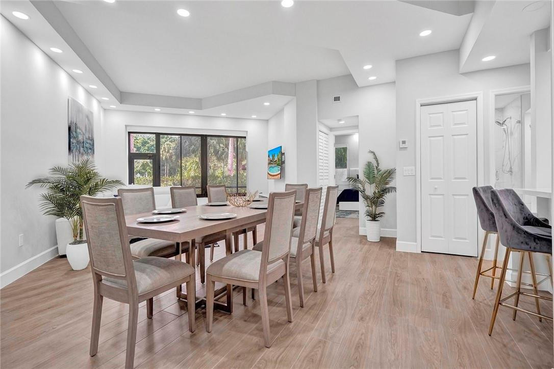 7484 La Paz #101, Boca Raton FL 33433
