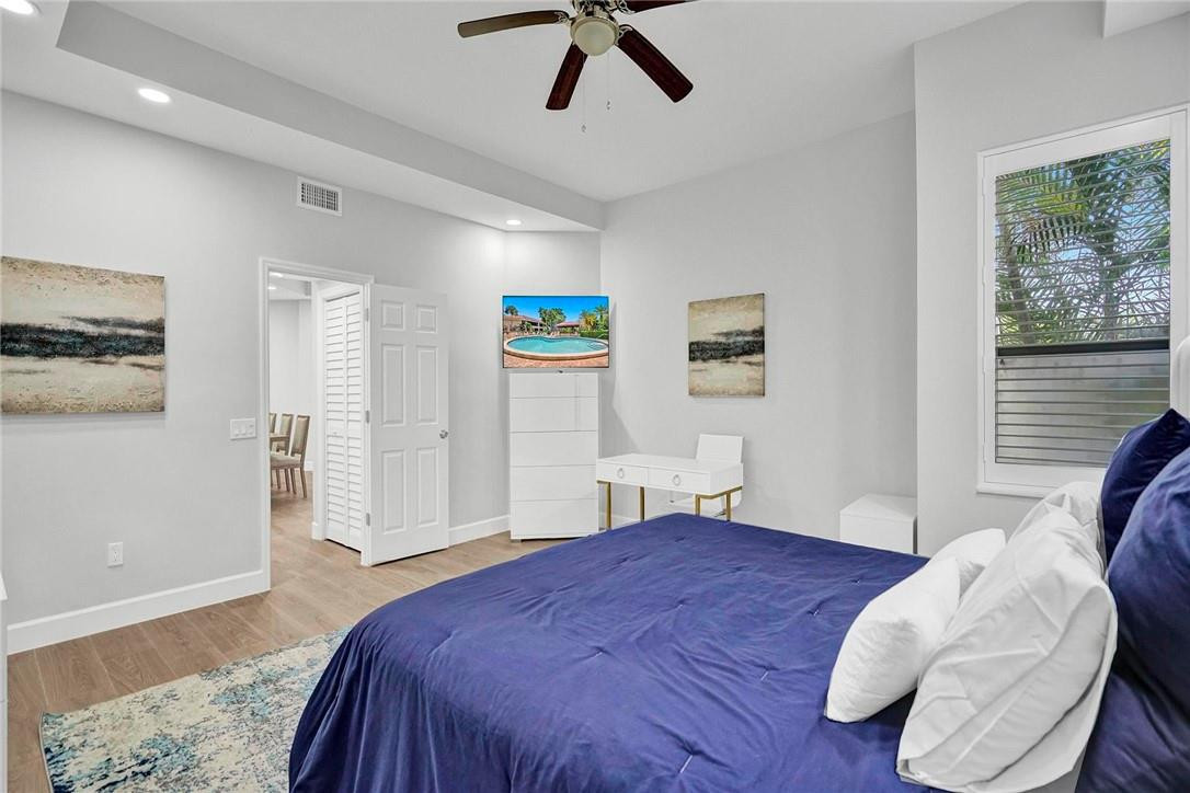 7484 La Paz #101, Boca Raton FL 33433