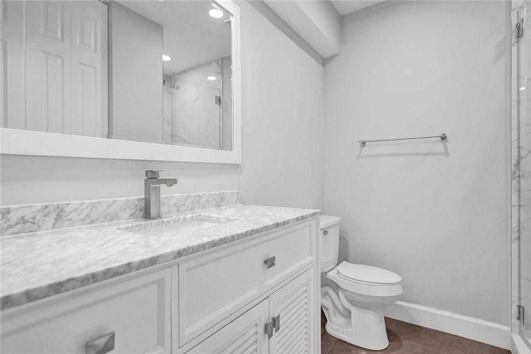 7484 La Paz #101, Boca Raton FL 33433