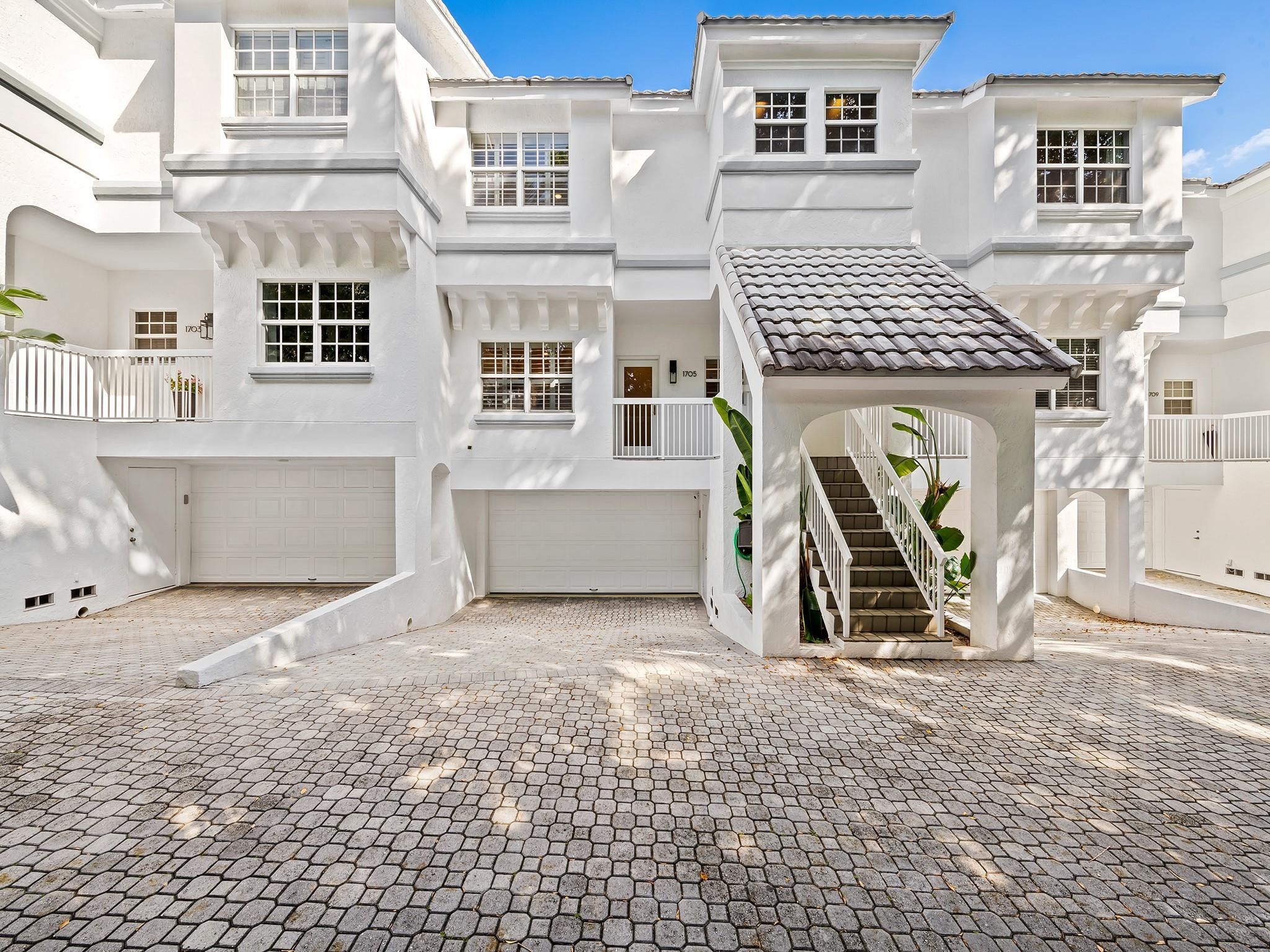 1705 E Las Olas #3, Fort Lauderdale FL 33301