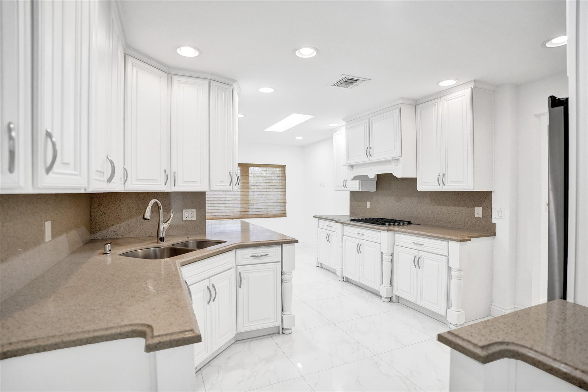 26 Cayuga, Sea Ranch Lakes FL 33308
