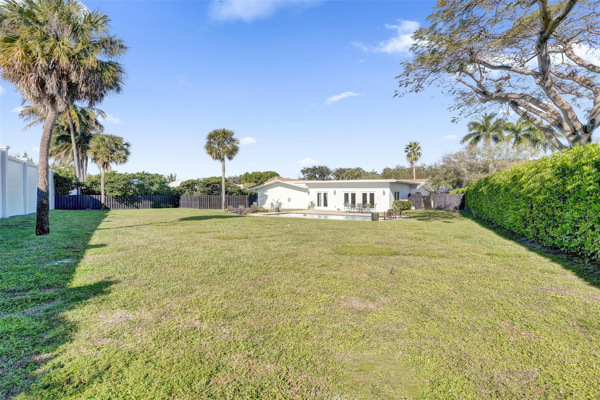 26 Cayuga, Sea Ranch Lakes FL 33308