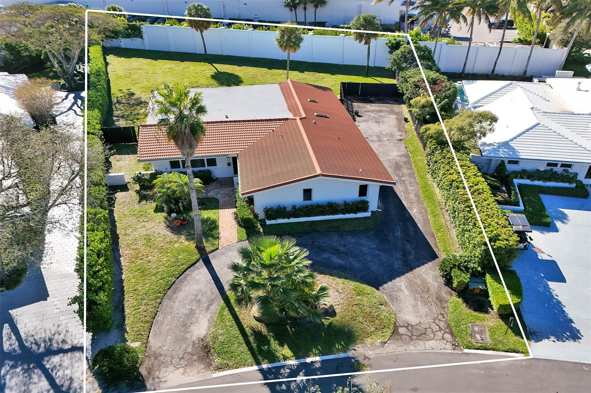 26 Cayuga, Sea Ranch Lakes FL 33308