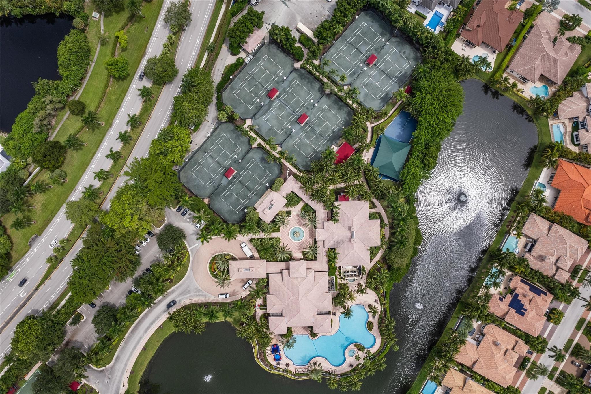 369 Sweet Bay, Plantation FL 33324
