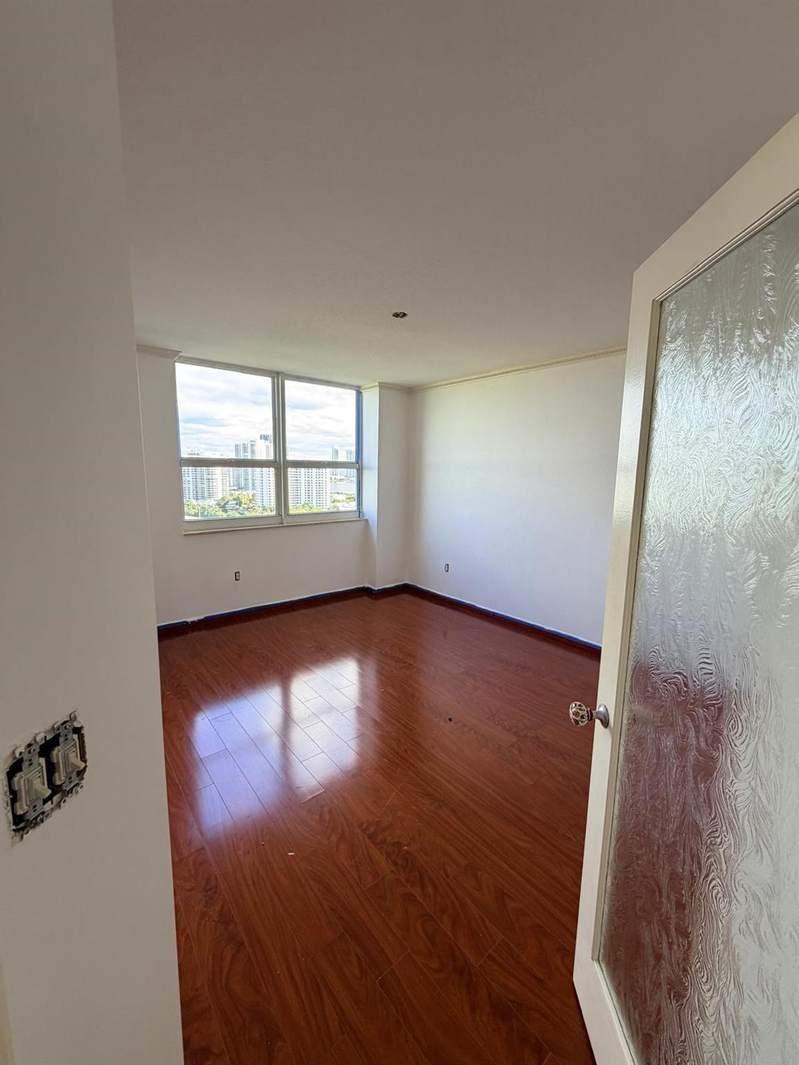19501 W Country Club #1814, Aventura FL 33180