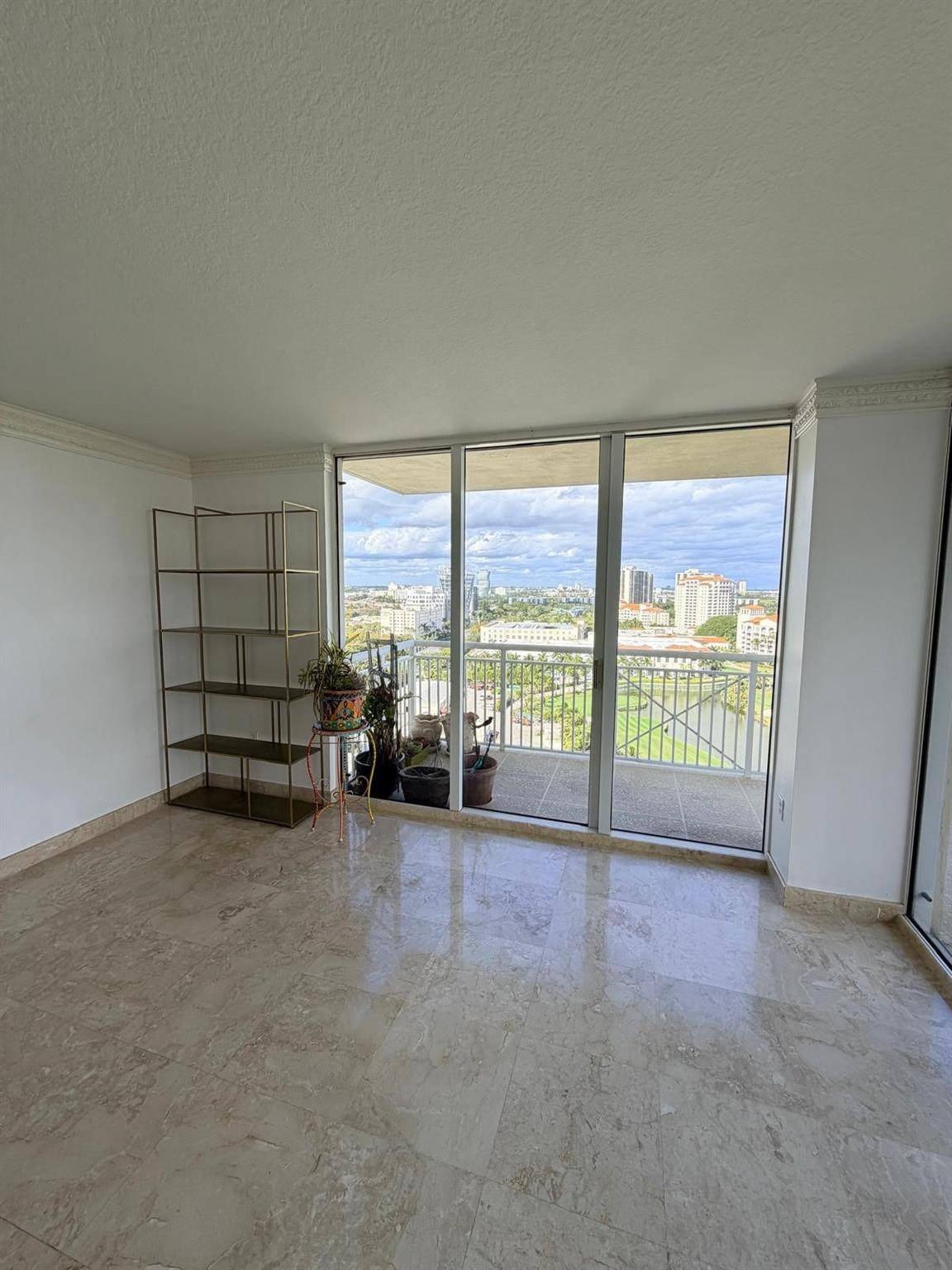 19501 W Country Club #1814, Aventura FL 33180