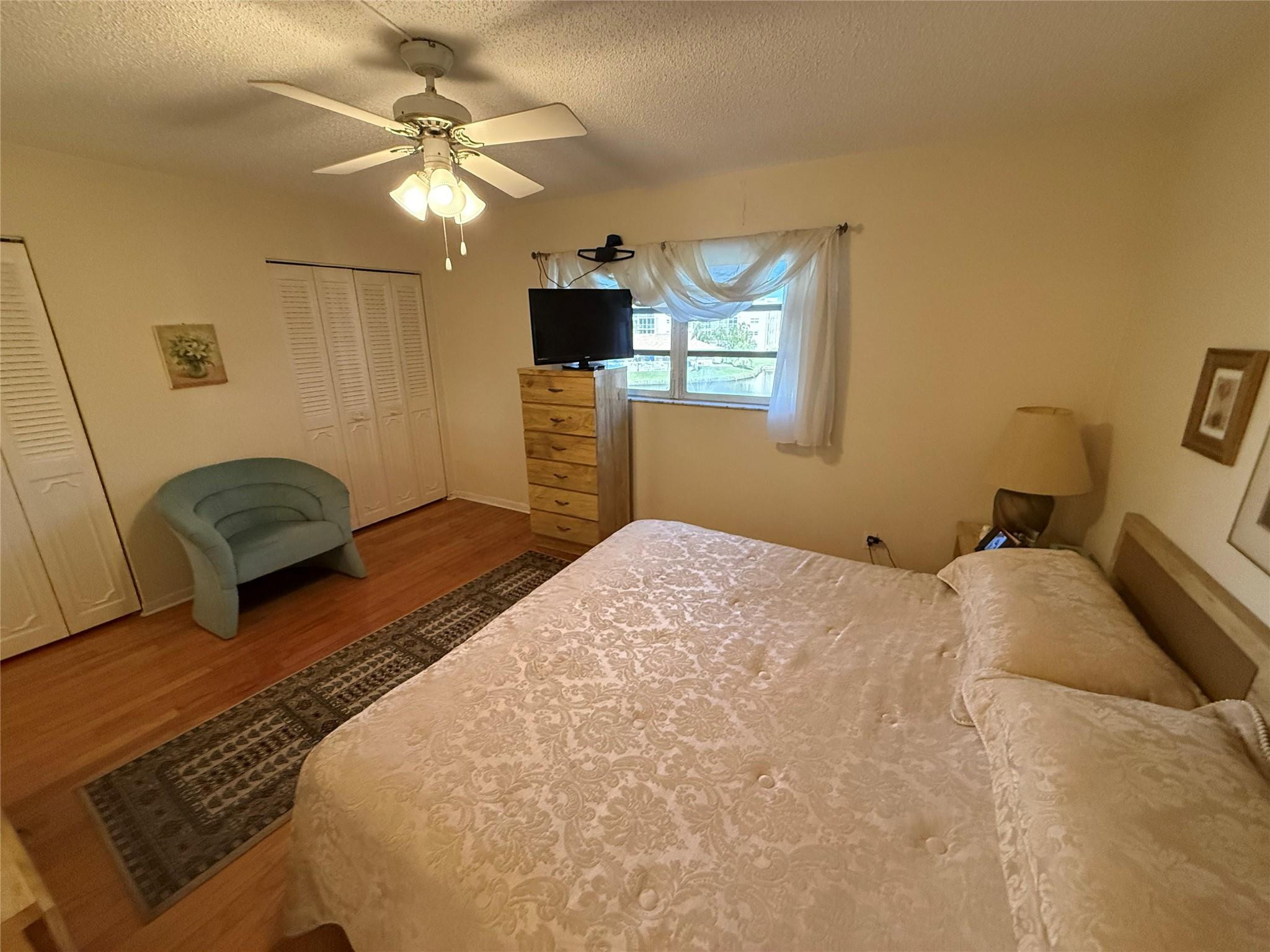 425 SE 11th #302, Dania Beach FL 33004