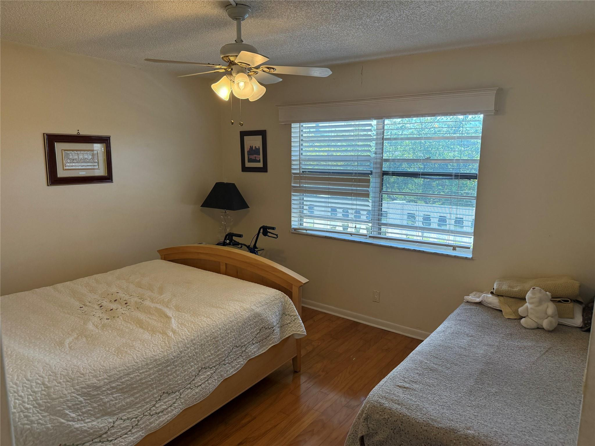 425 SE 11th #302, Dania Beach FL 33004
