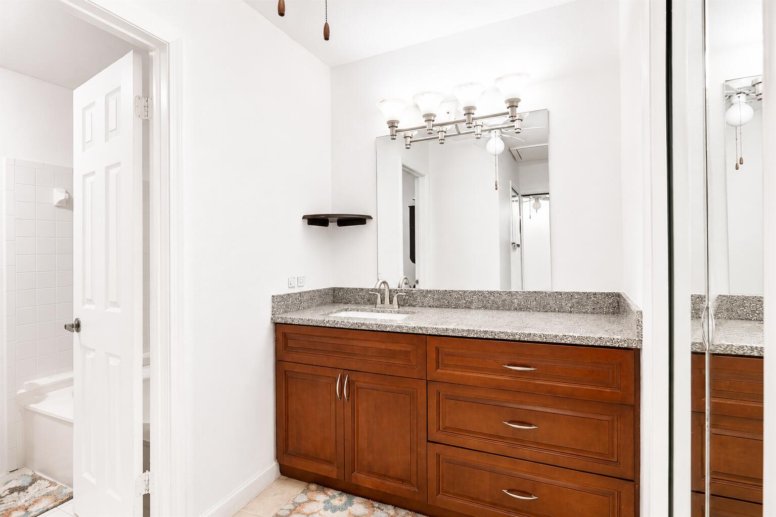 16131 Laurel #33, Weston FL 33326