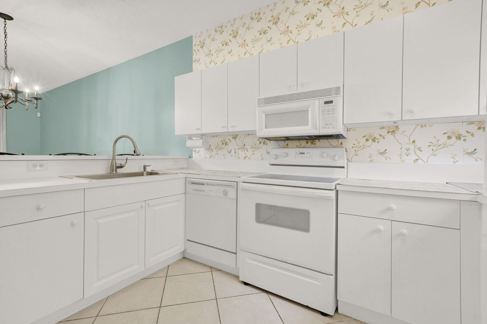 10120 N Boca Palm, Boca Raton FL 33498