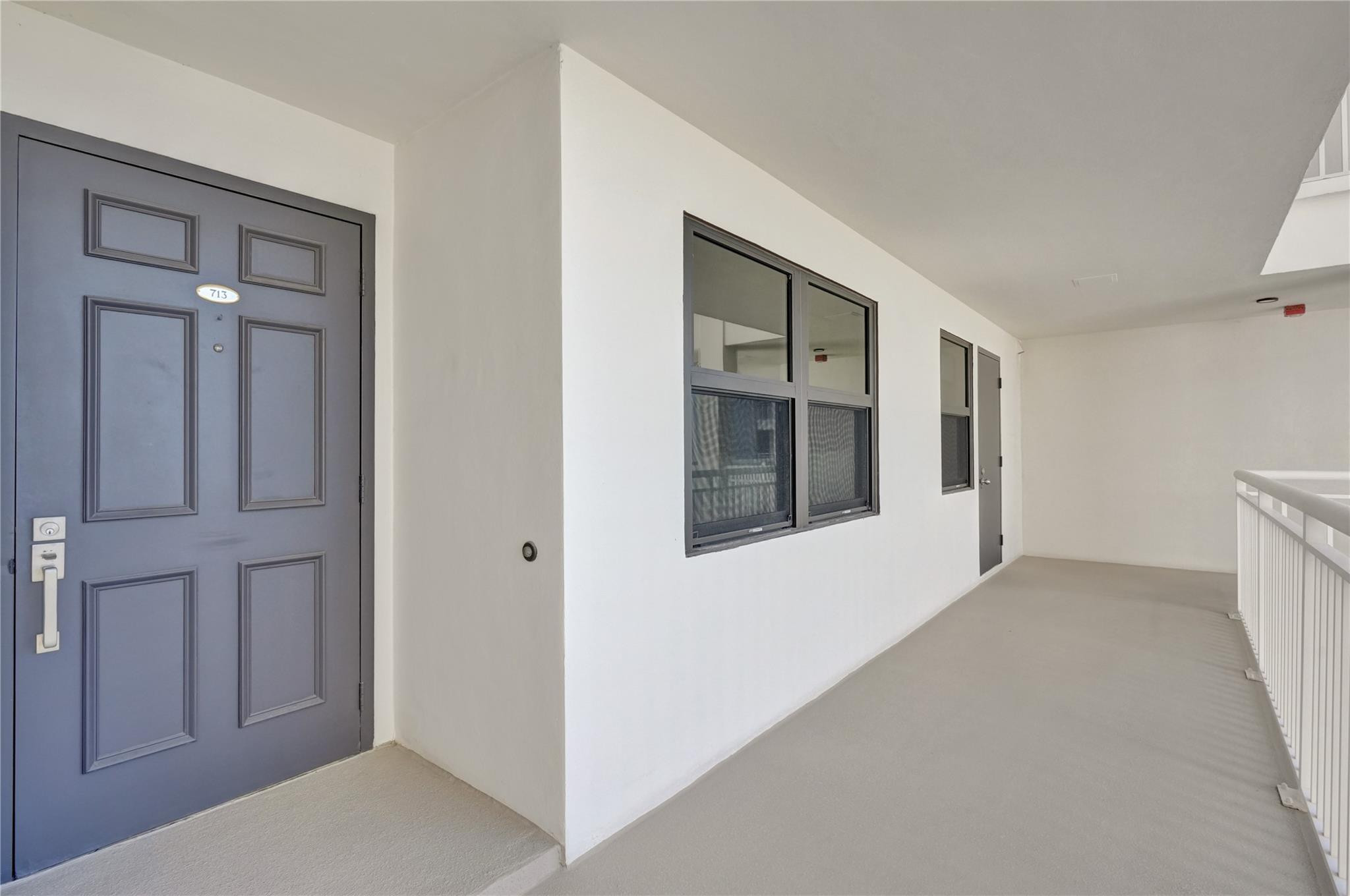 3100 NE 48th #713, Fort Lauderdale FL 33308