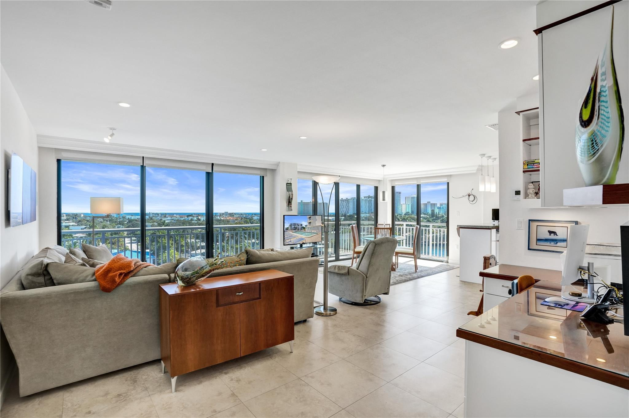 3100 NE 48th #713, Fort Lauderdale FL 33308