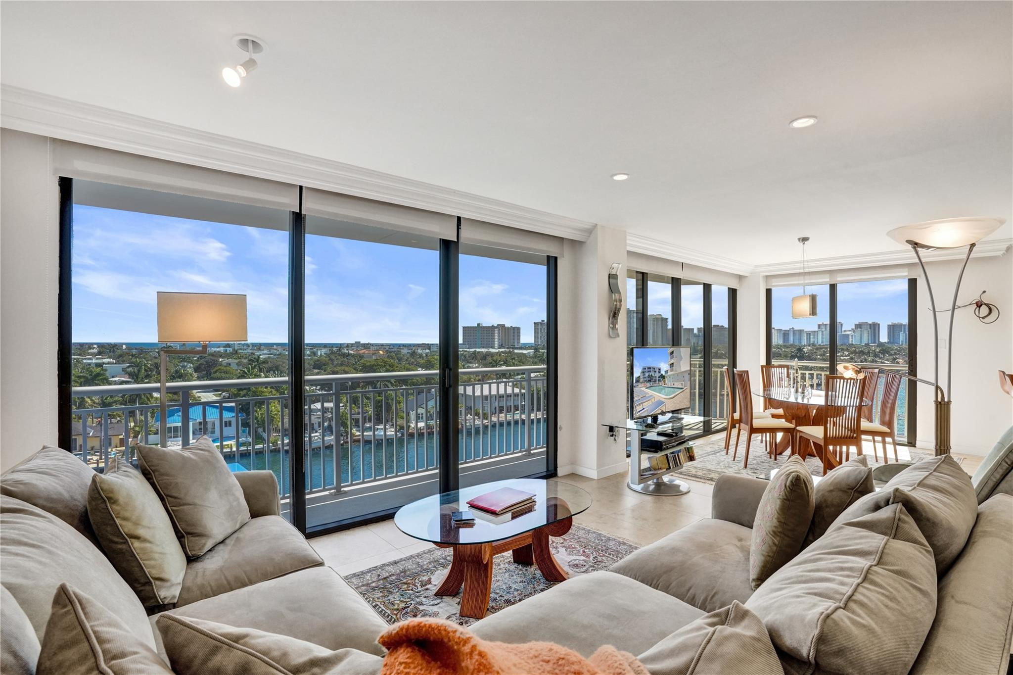 3100 NE 48th #713, Fort Lauderdale FL 33308