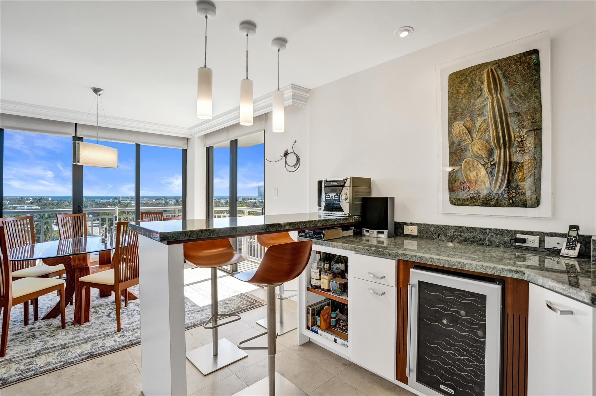 3100 NE 48th #713, Fort Lauderdale FL 33308