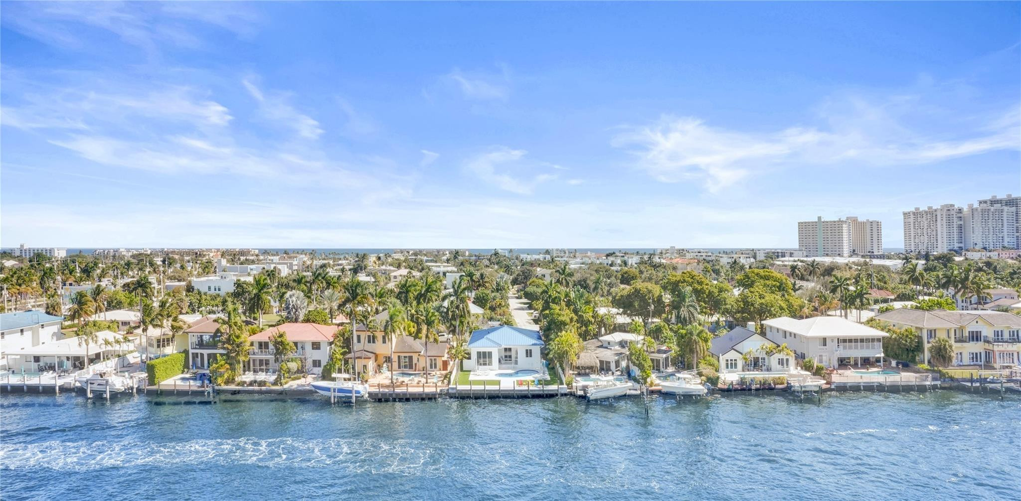 3100 NE 48th #713, Fort Lauderdale FL 33308