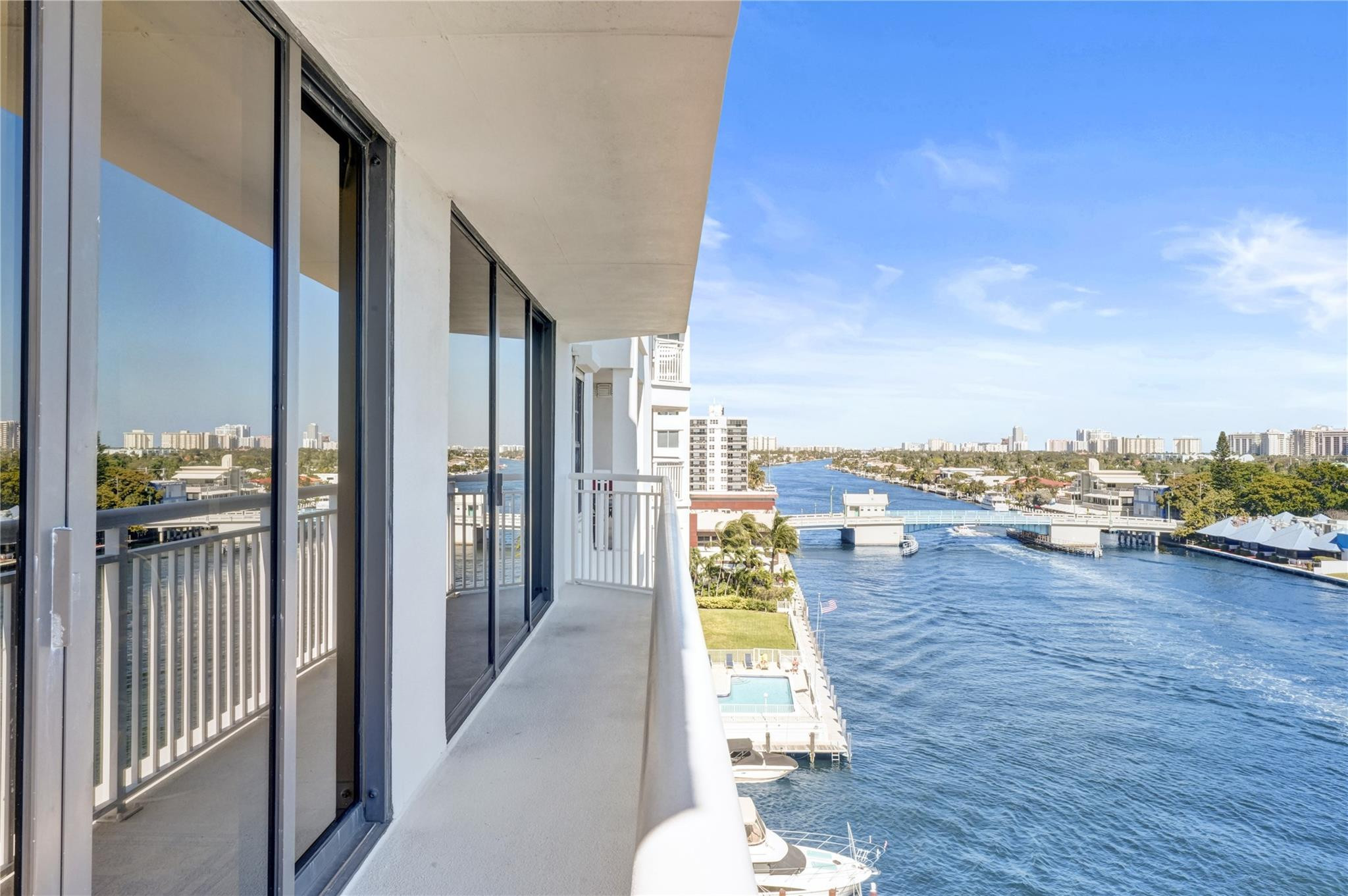 3100 NE 48th #713, Fort Lauderdale FL 33308