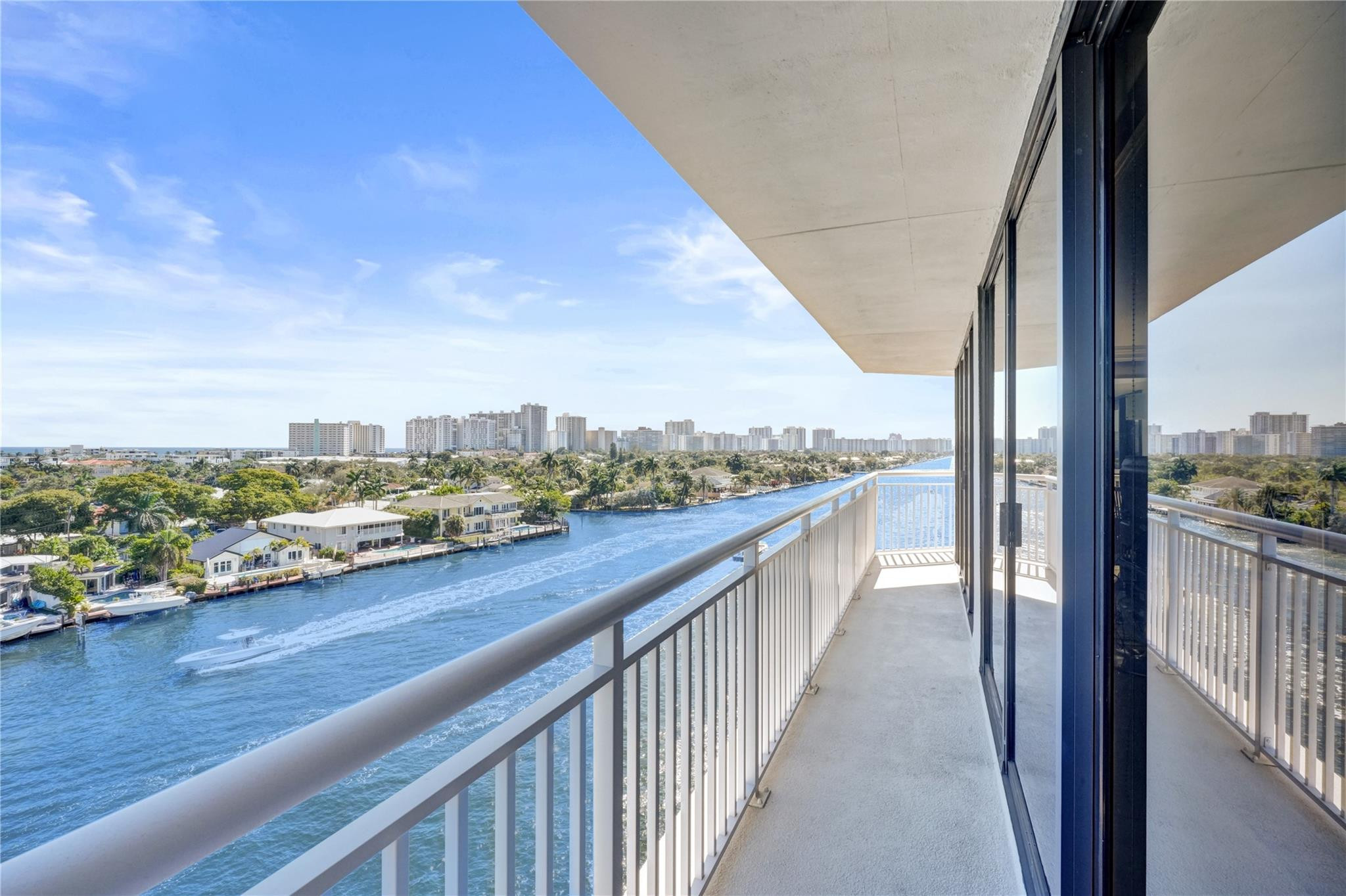 3100 NE 48th #713, Fort Lauderdale FL 33308
