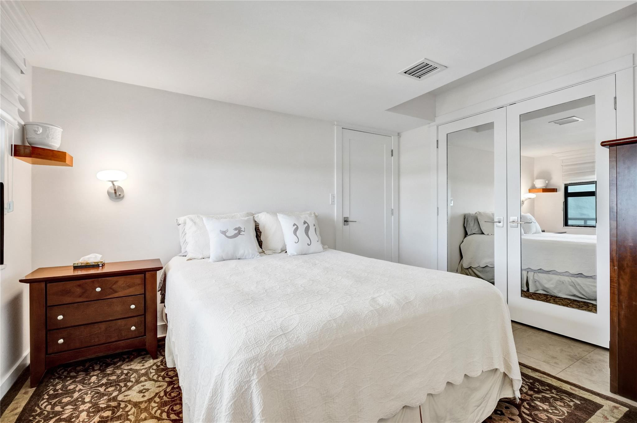 3100 NE 48th #713, Fort Lauderdale FL 33308