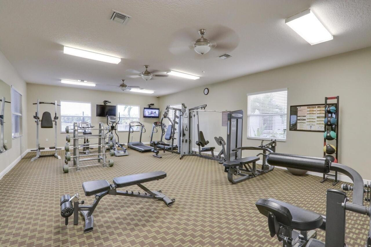 2086 Foxtail View, West Palm Beach FL 33411
