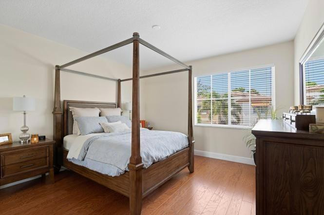 2086 Foxtail View, West Palm Beach FL 33411