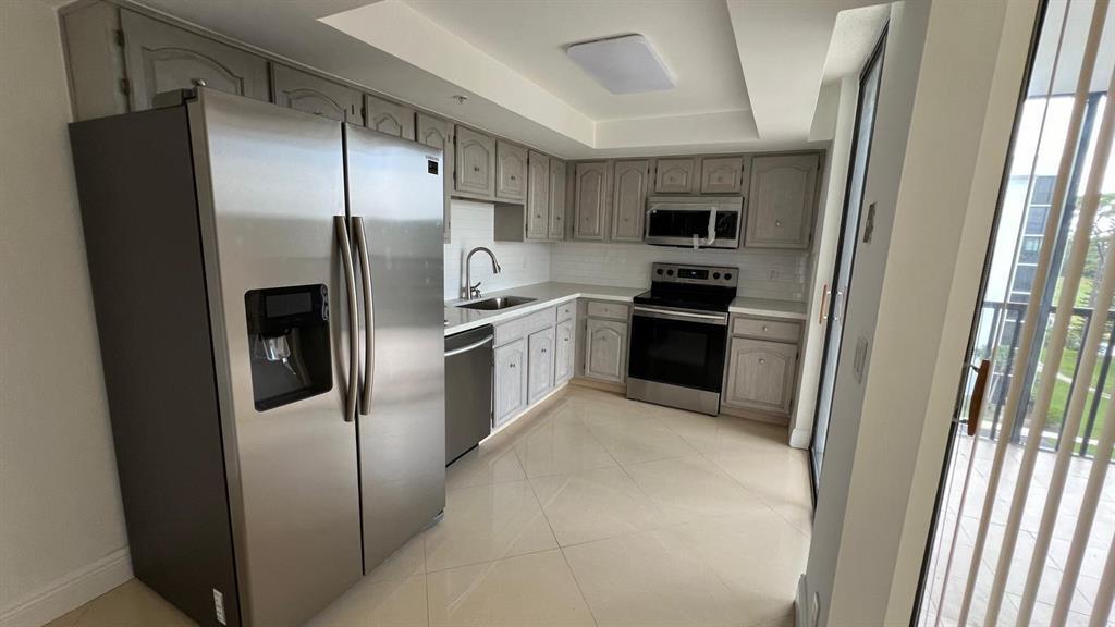 7835 Lakeside #961, Boca Raton FL 33434