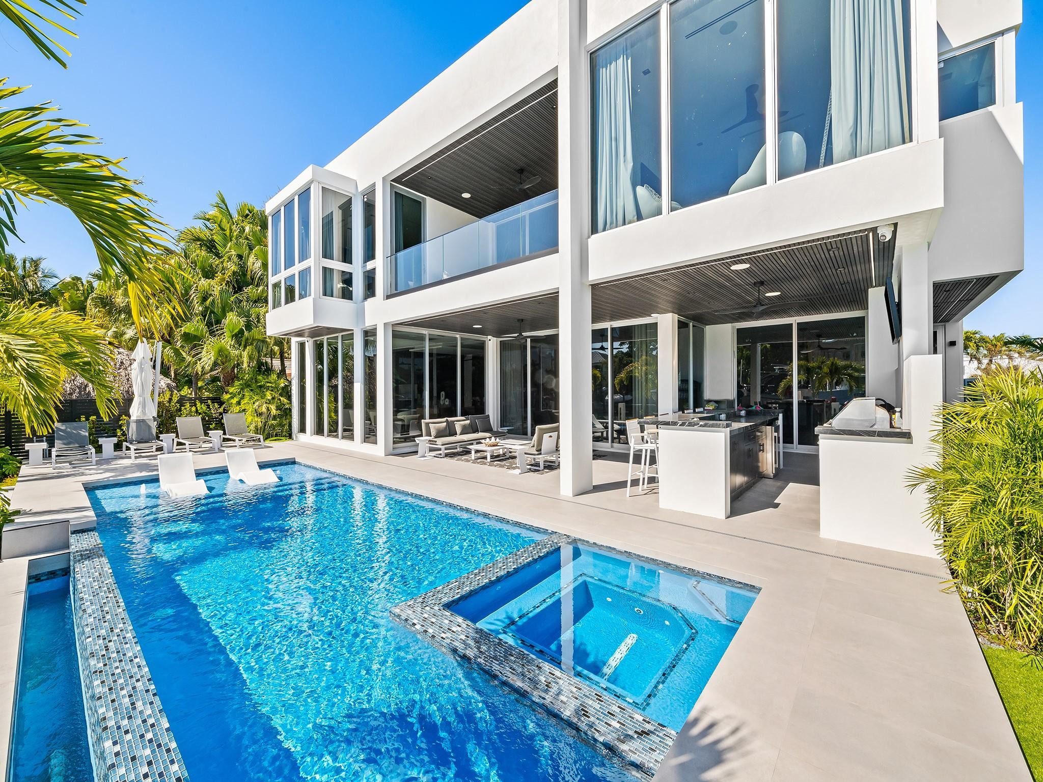 1528 SE 11th, Fort Lauderdale FL 33316