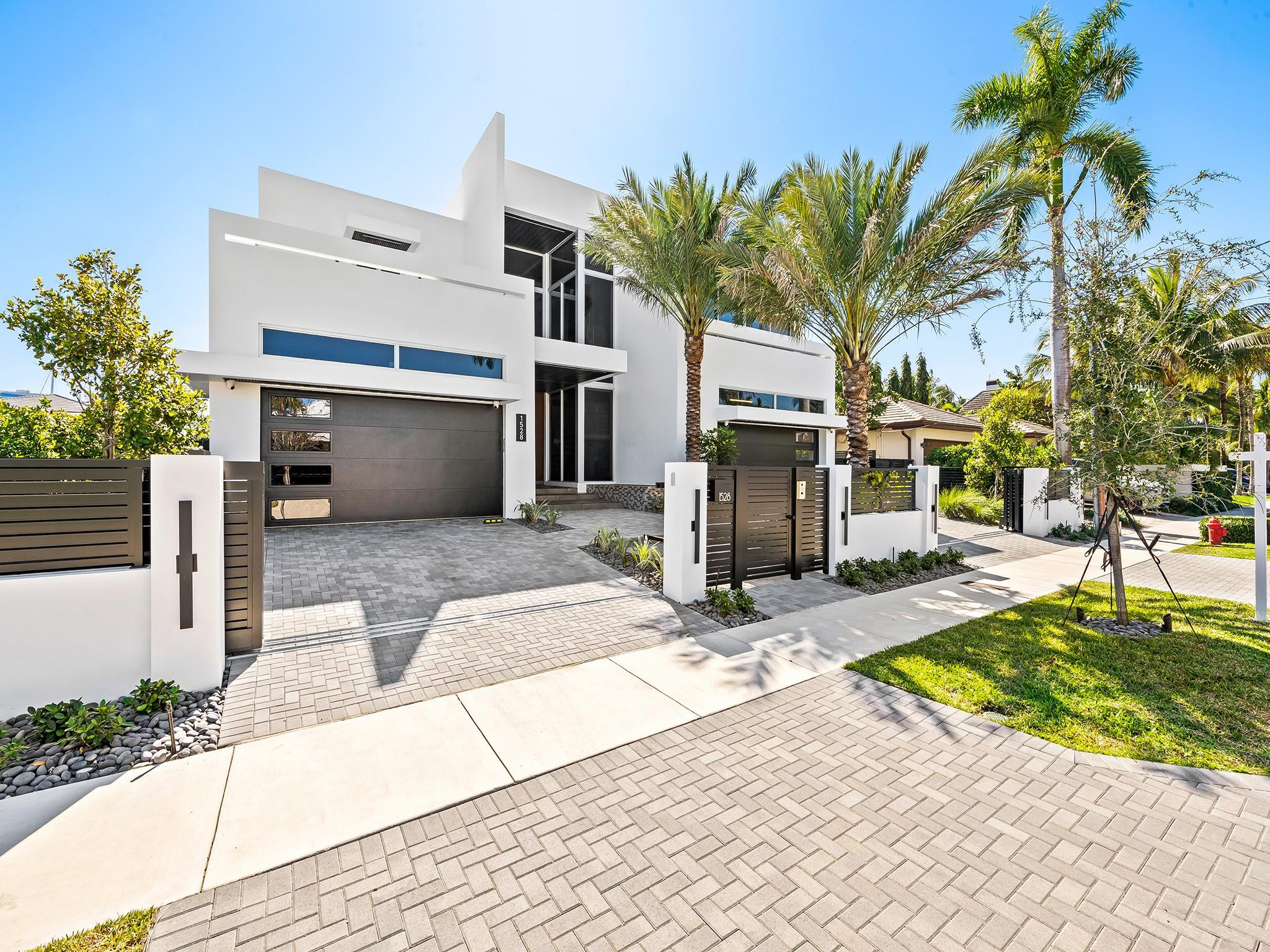 1528 SE 11th, Fort Lauderdale FL 33316
