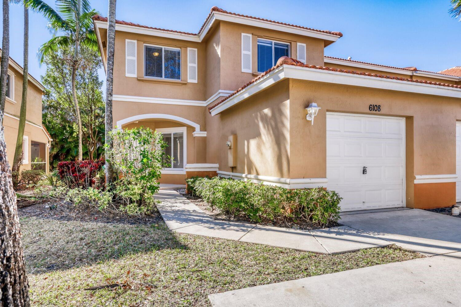 6108 Whalton, West Palm Beach FL 33411