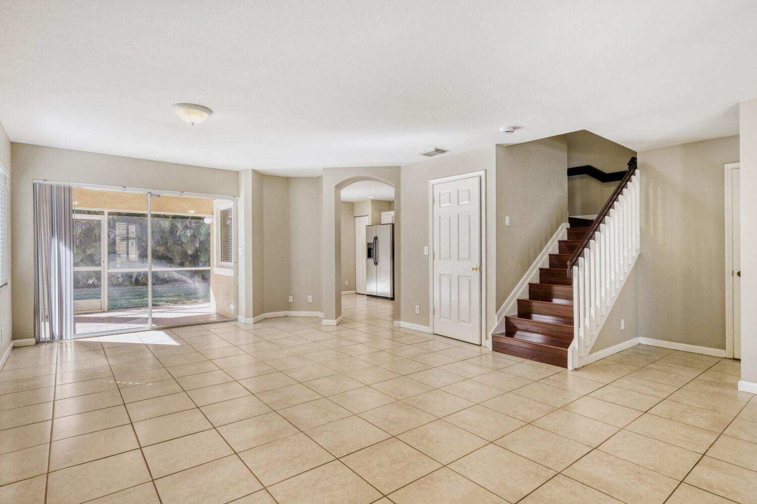 6108 Whalton, West Palm Beach FL 33411