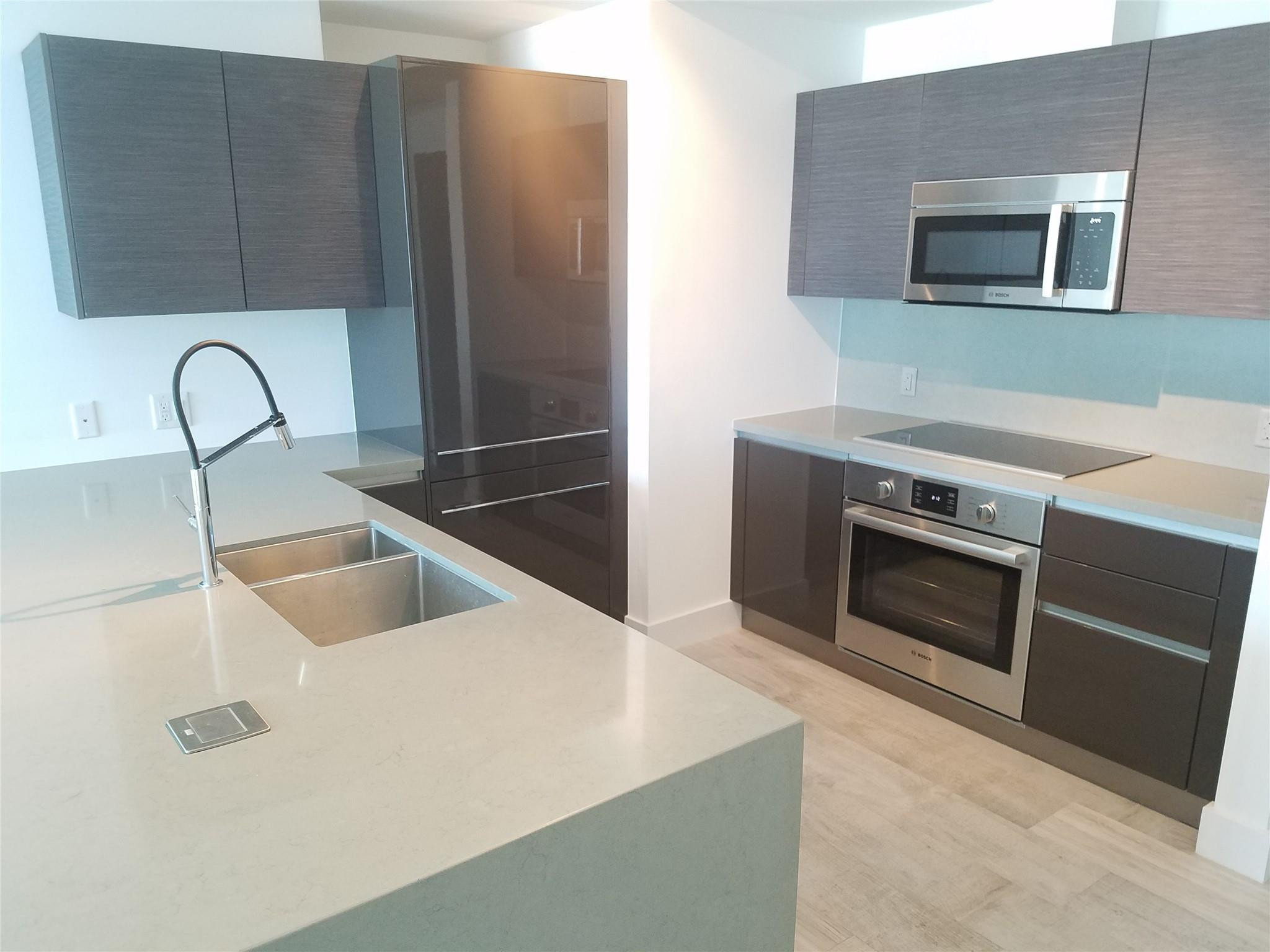 1080 Brickell #2404, Miami FL 33131