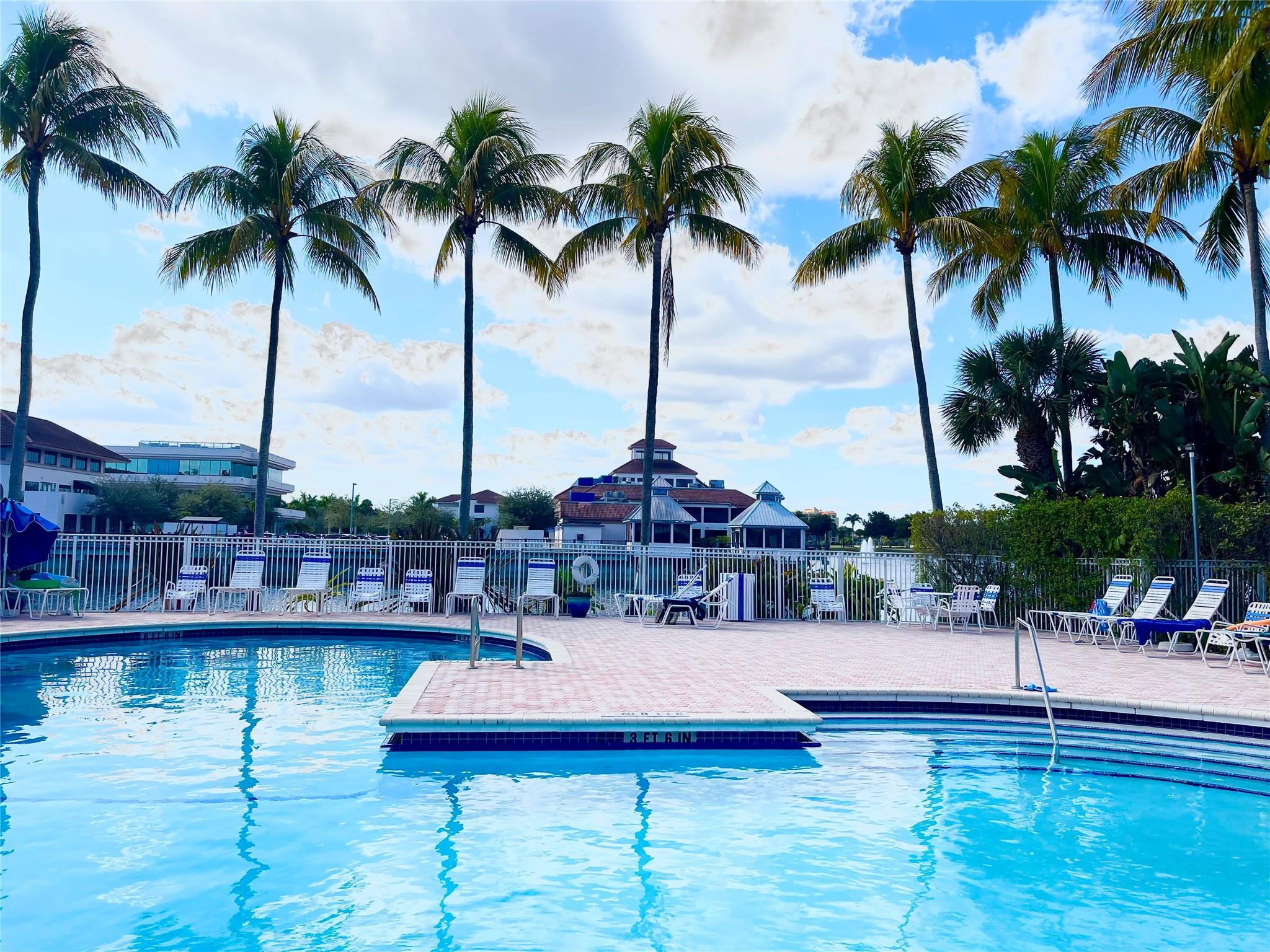 6711 Via Regina, Boca Raton FL 33433