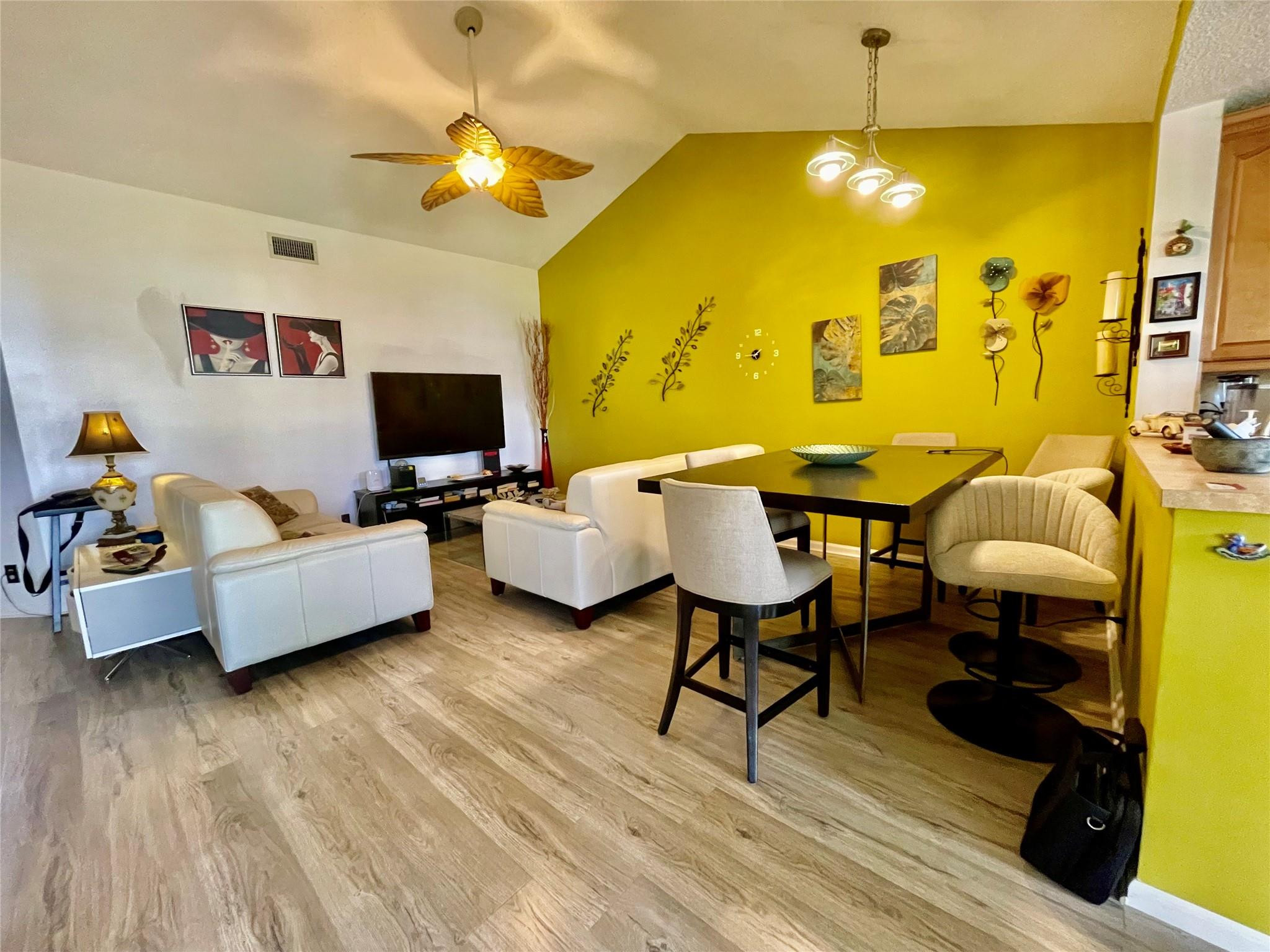 6711 Via Regina, Boca Raton FL 33433