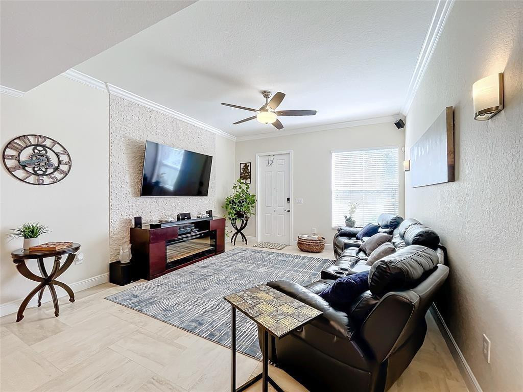 4680 Mimosa #810, Coconut Creek FL 33073