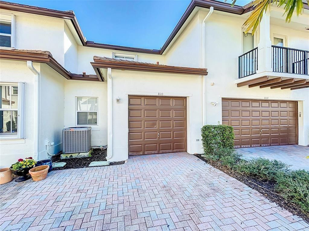 4680 Mimosa #810, Coconut Creek FL 33073
