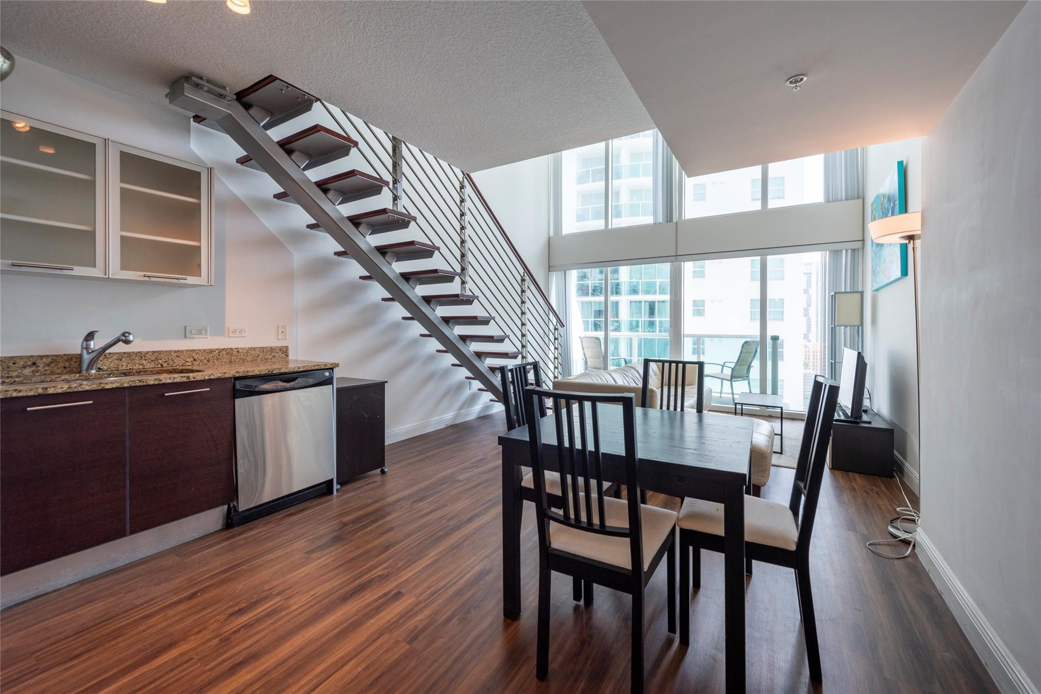 41 SE 5th #1315, Miami FL 33131