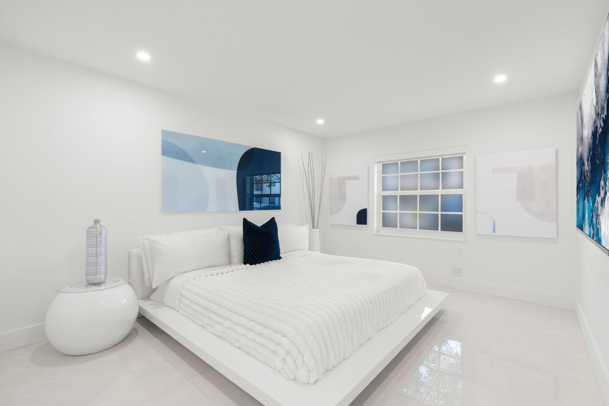 6395 Bay Club #2, Fort Lauderdale FL 33308