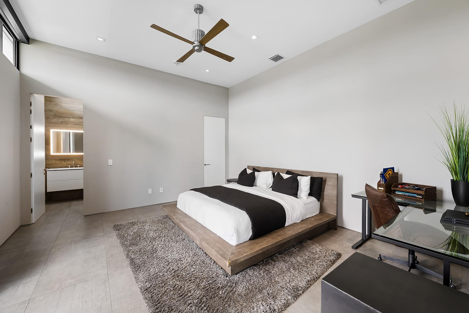 10691 Golden Eagle, Plantation FL 33324
