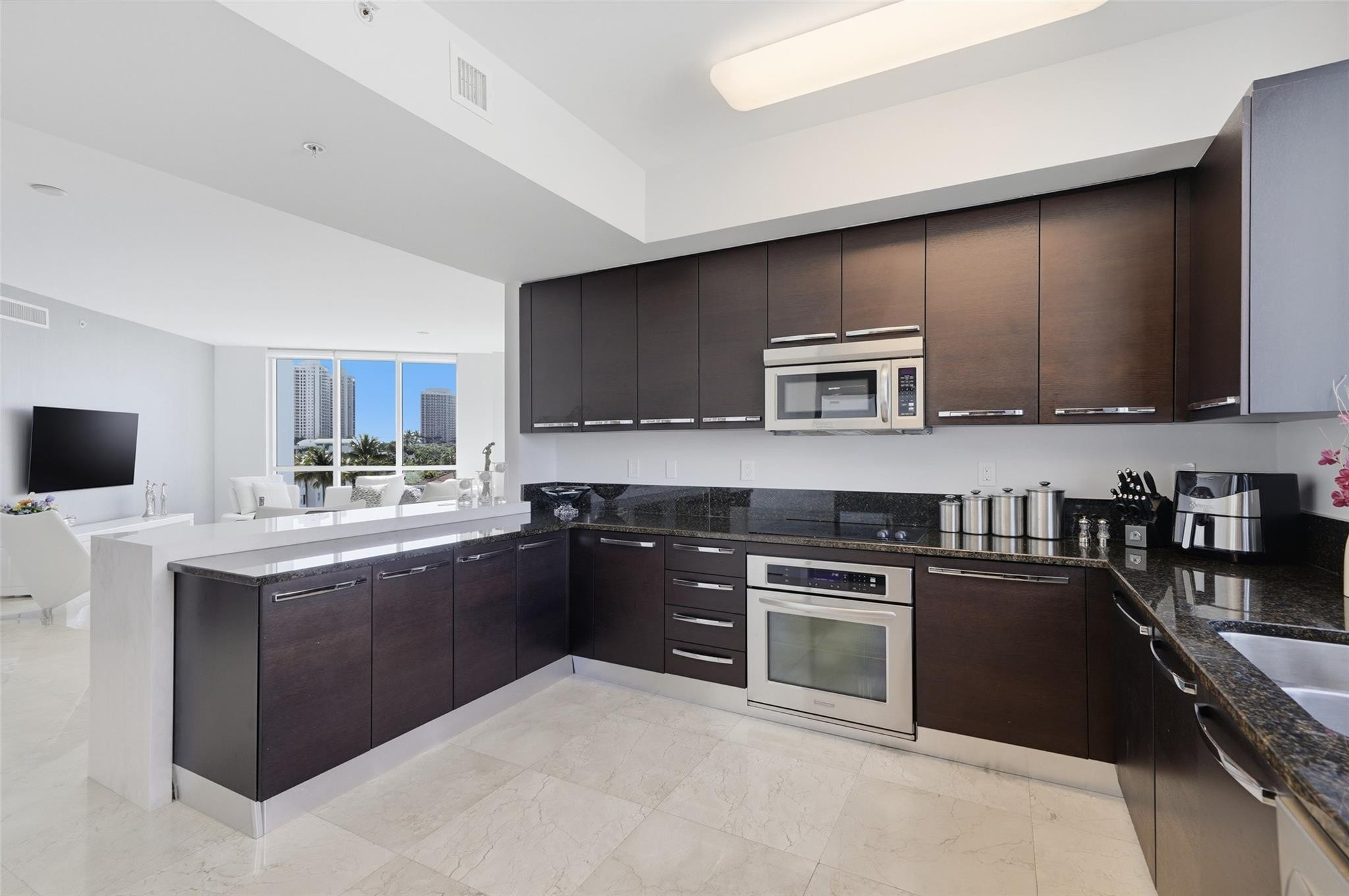 3030 NE 188th #408, Aventura FL 33180