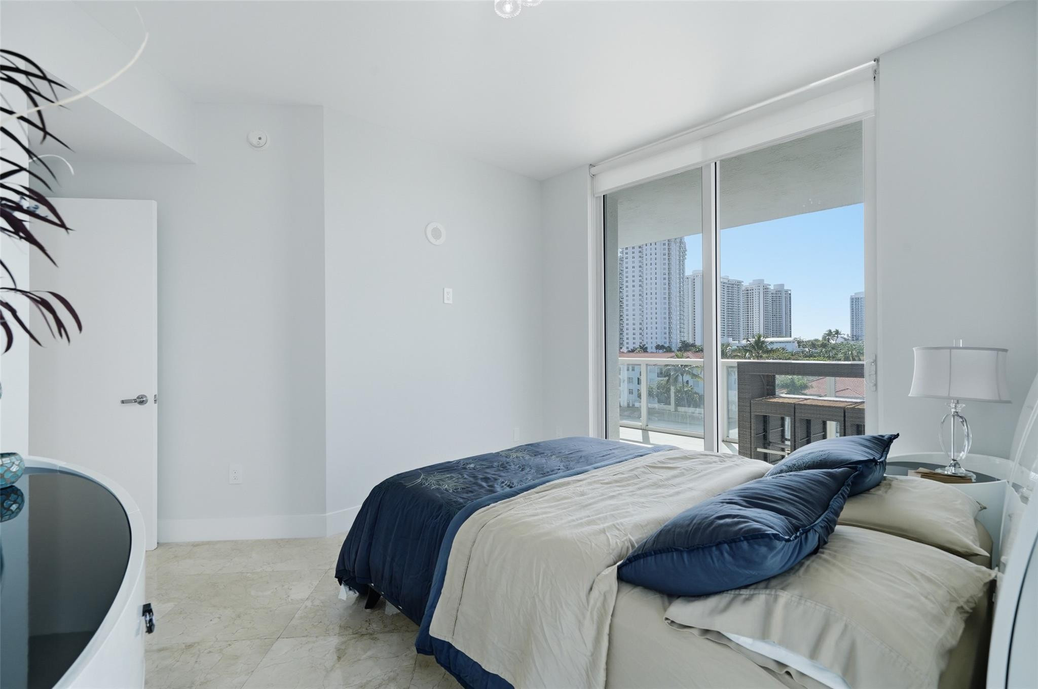 3030 NE 188th #408, Aventura FL 33180