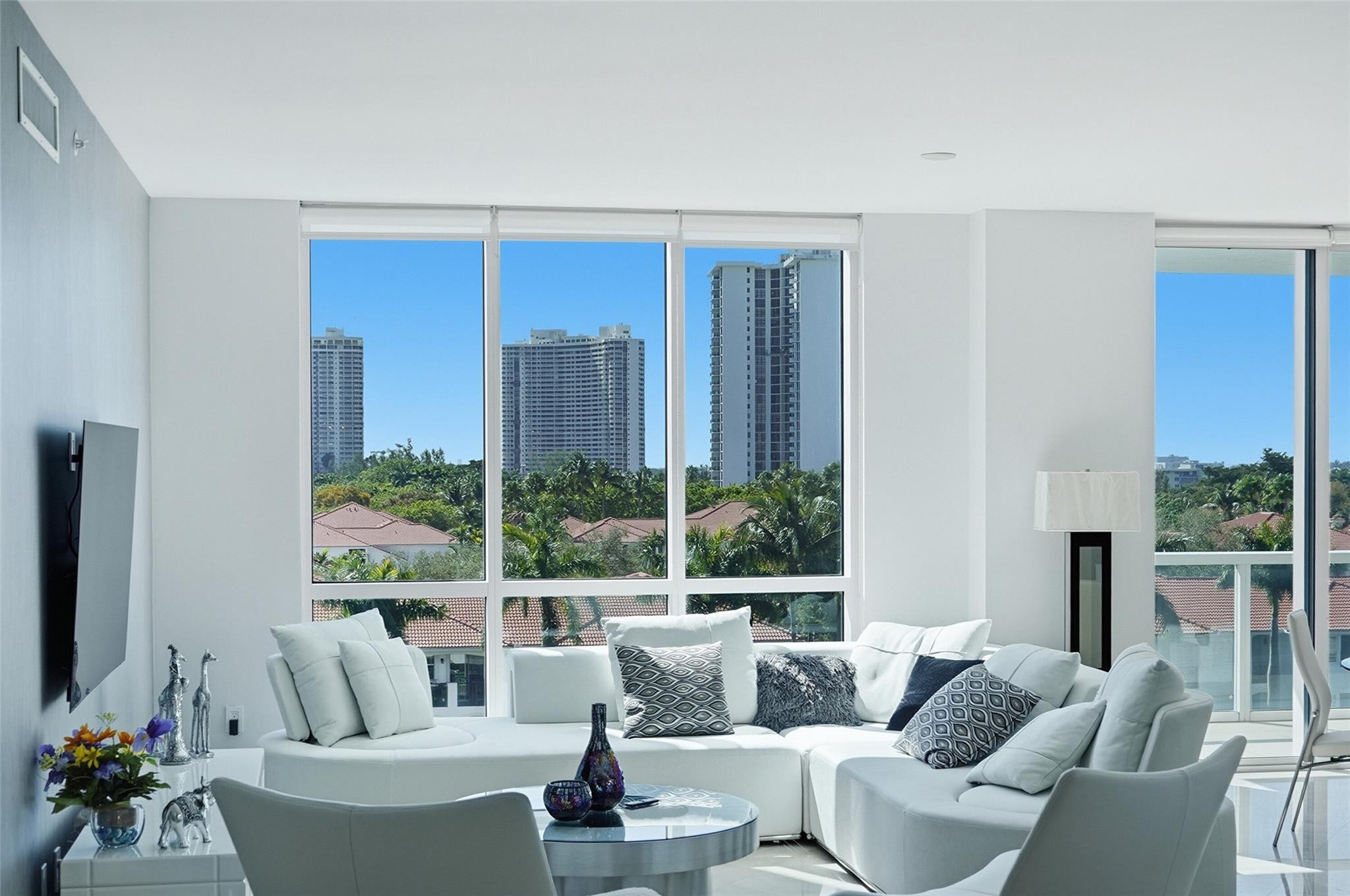 3030 NE 188th #408, Aventura FL 33180